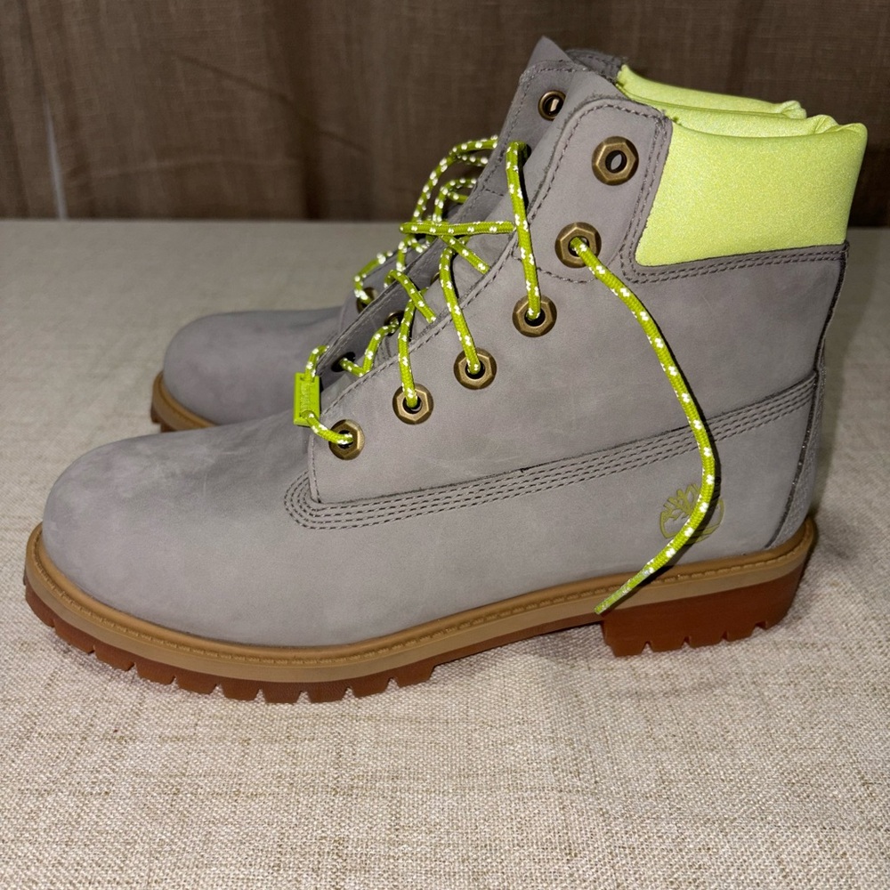 Timberland X Villa DTLR Grey Stock Premium Waterproof Boots Size 6.5Y or 8W